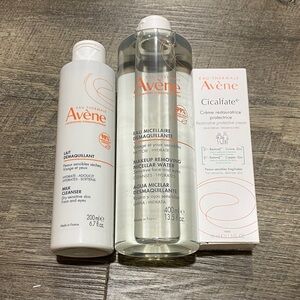 Skincare Set - White and Clear